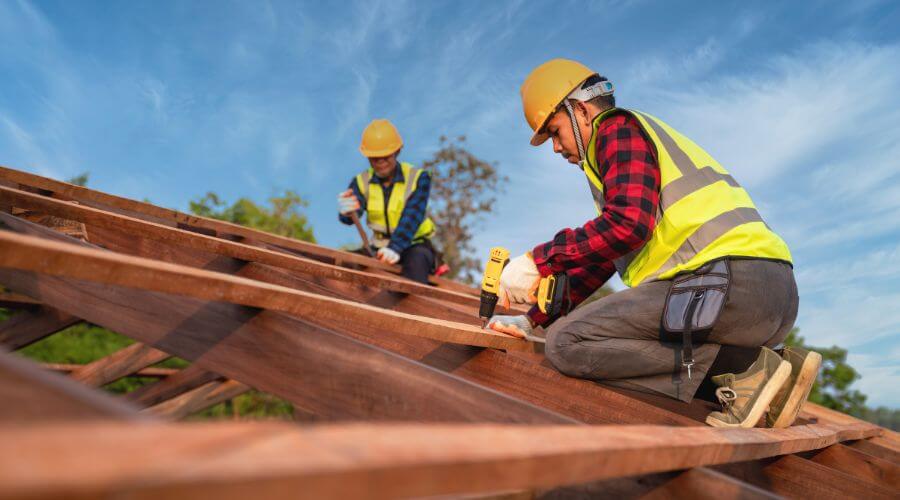 Expert new roof installation services in Steamboat Rock, IA